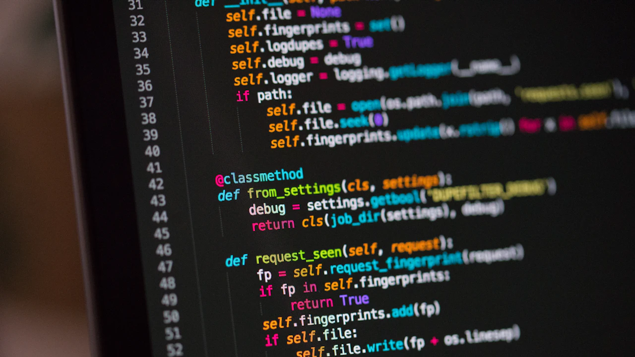 Código en la pantalla de una computadora